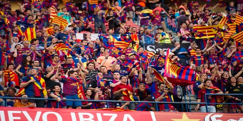 Barcelona sở hữu lượng fan hâm mộ đông đảo